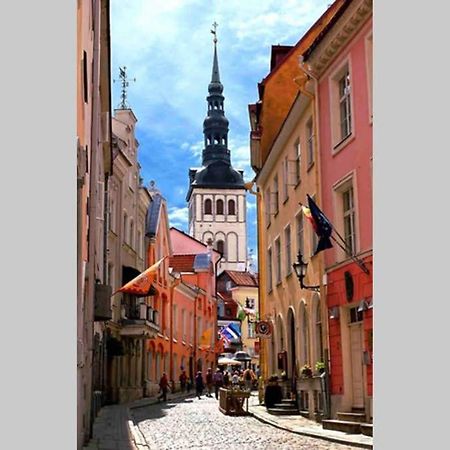Best Location, Beautiful And Quiet Old Town Apt. Tallinn Exterior photo